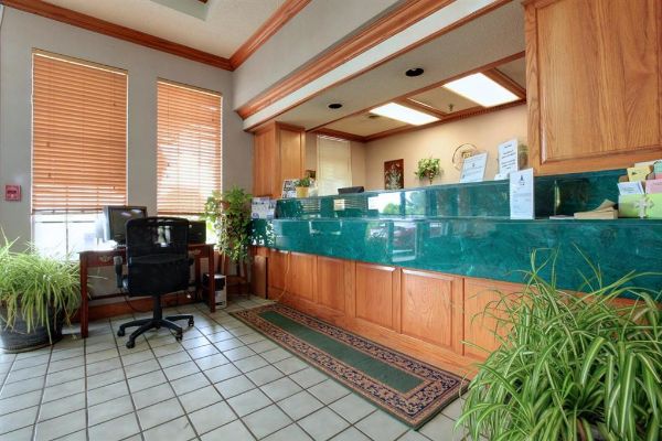 Americas Best Value Inn (Grand Rivers)
